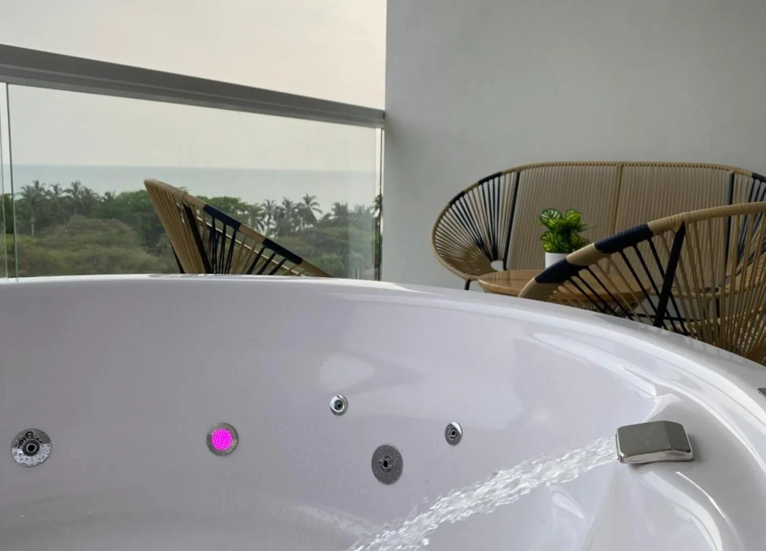 Apartment Suite D'Lujo: Jacuzzi Privado Bh Santa Marta
